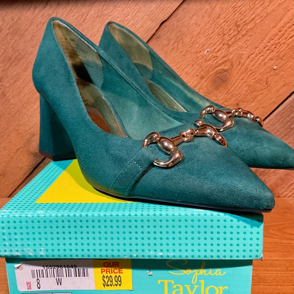 Sophia Taylor Pumps NIB